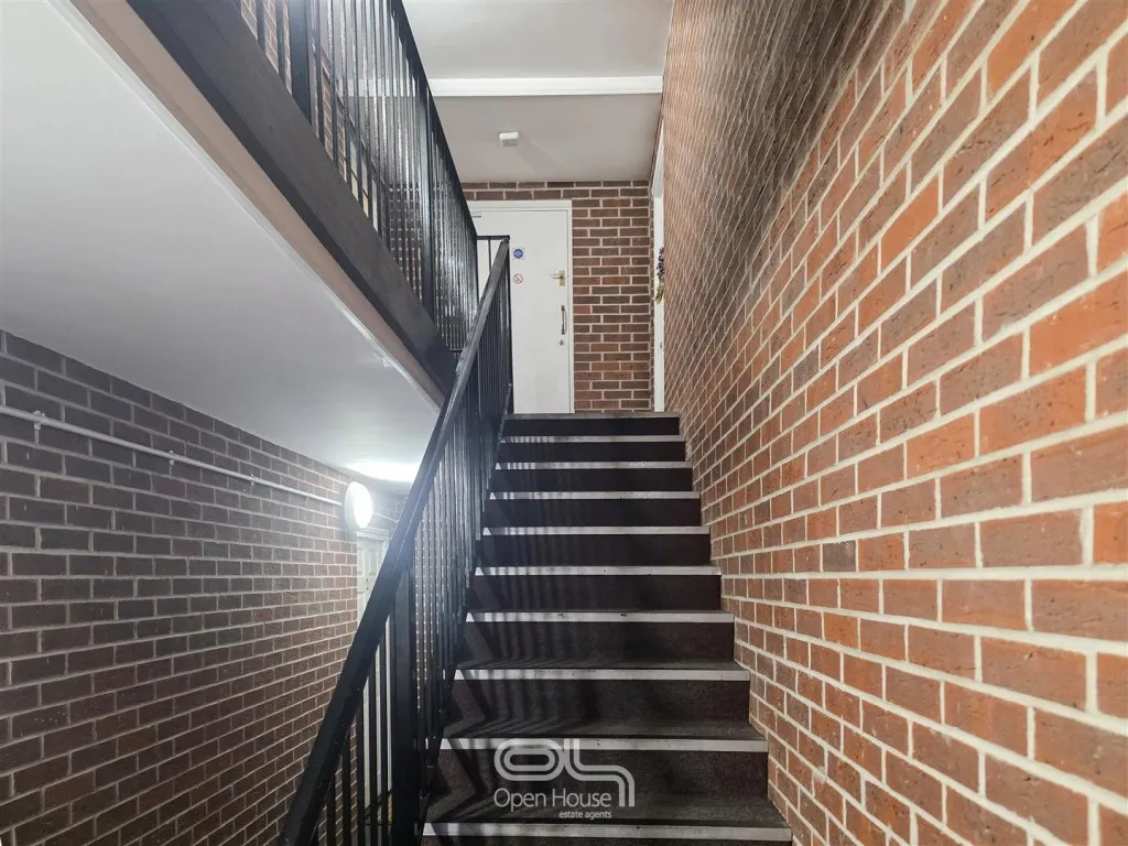Kitchener Road, High Wycombe, HP11, photo 14
