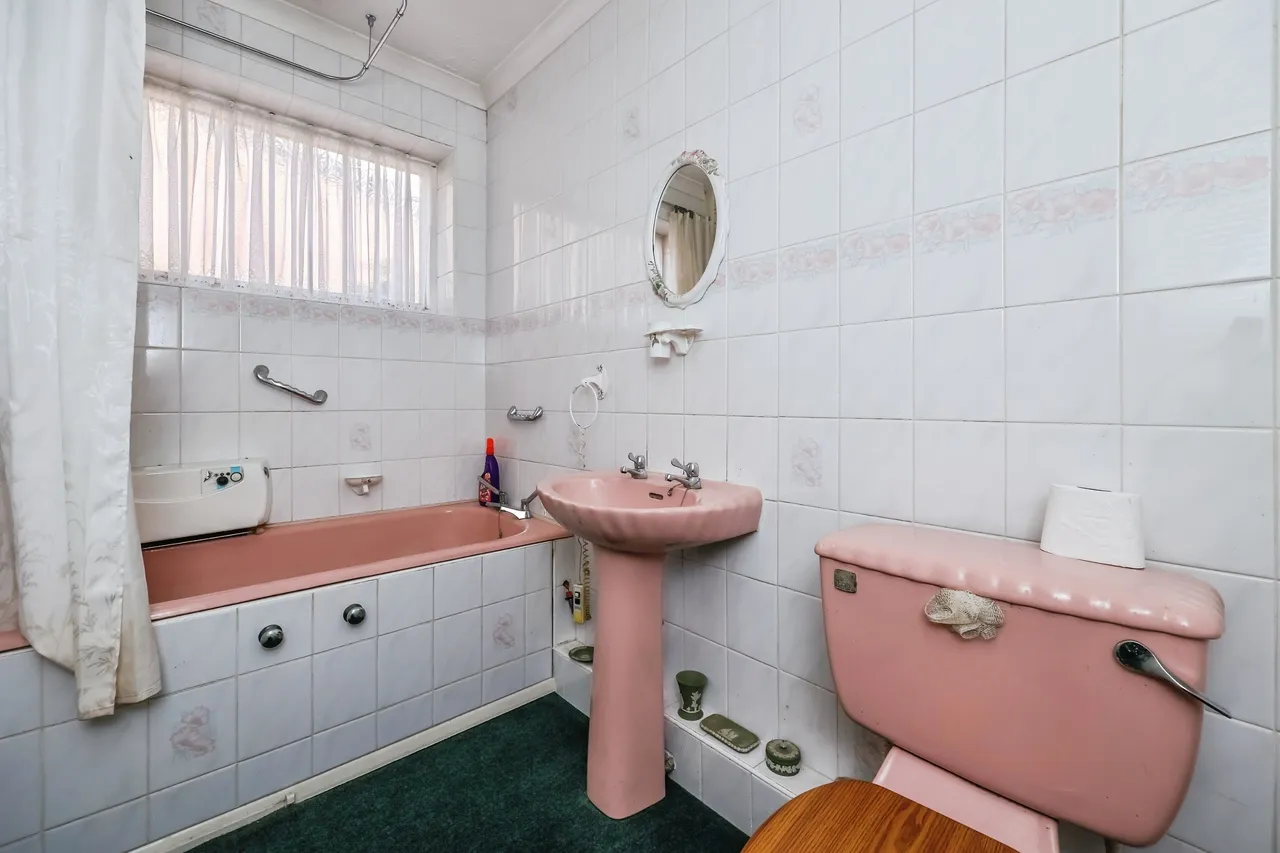 Aspley Lane, Nottingham, NG8, photo 13