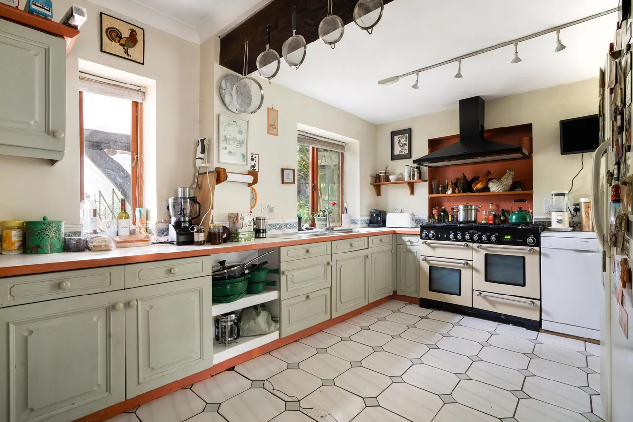 Tilford Road, Hindhead, GU26, photo 6