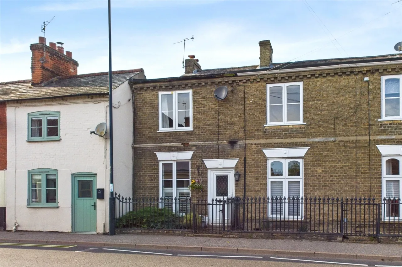 2 bed house for sale, The Street, Melton, IP12
