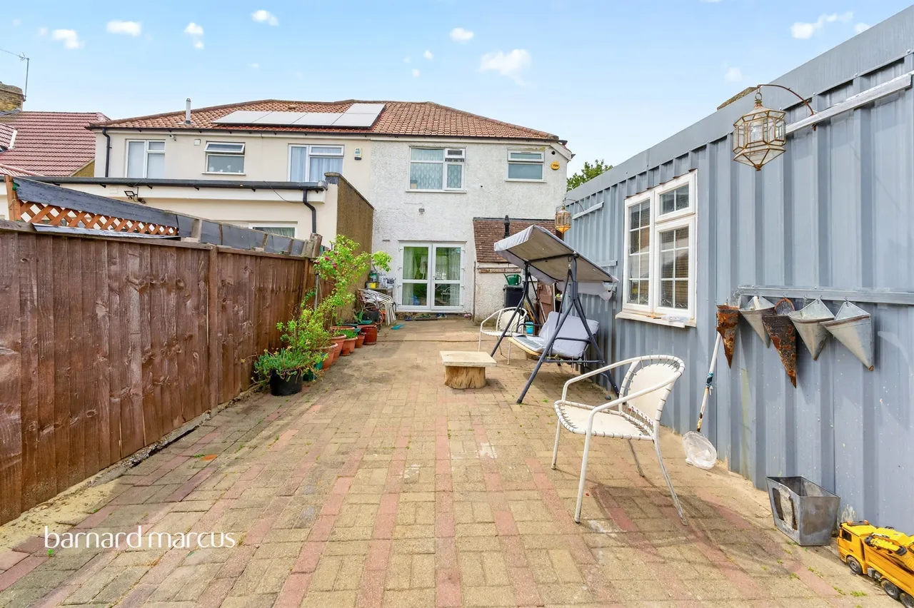 Bedfont Lane, Feltham, photo 11