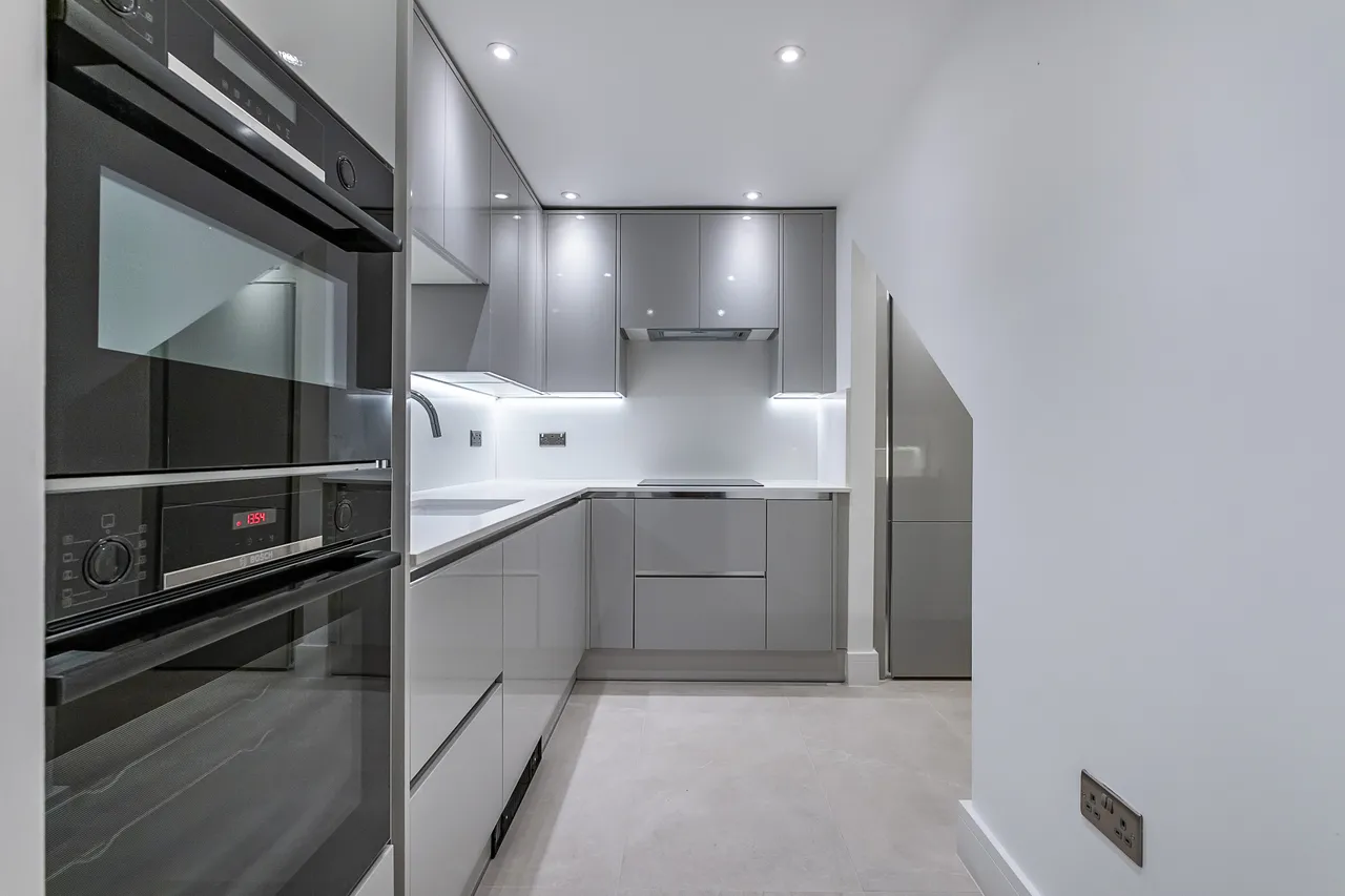 Holland Park Avenue, London, W11, photo 6