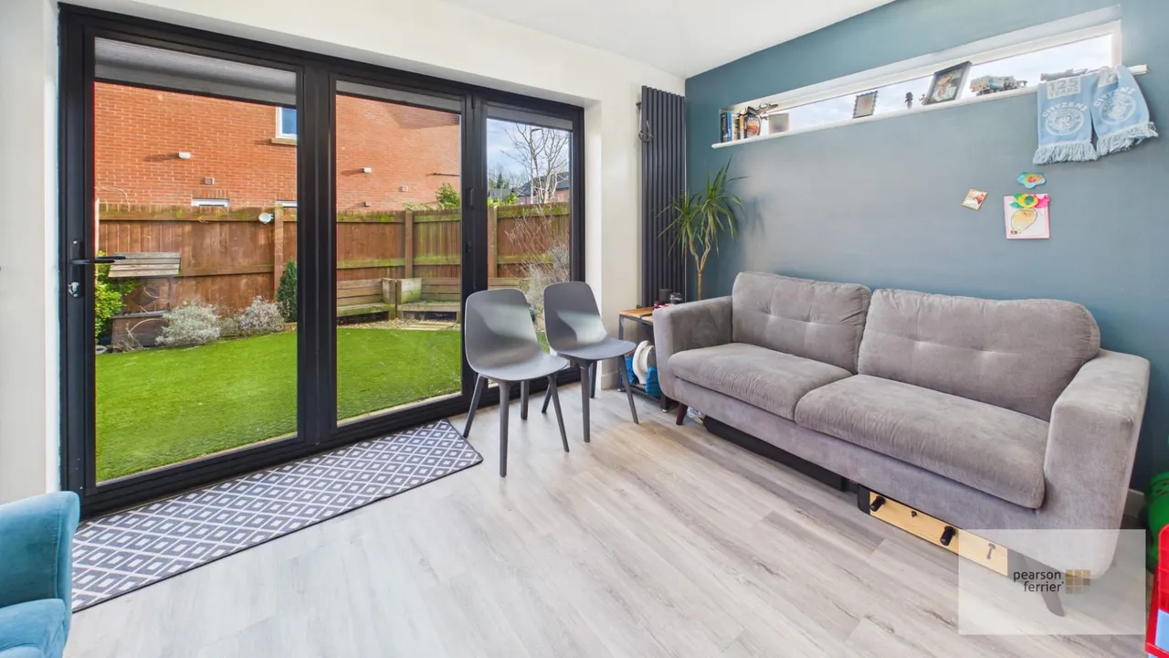 Lowes Road, Bury, BL9 6PJ, photo 9
