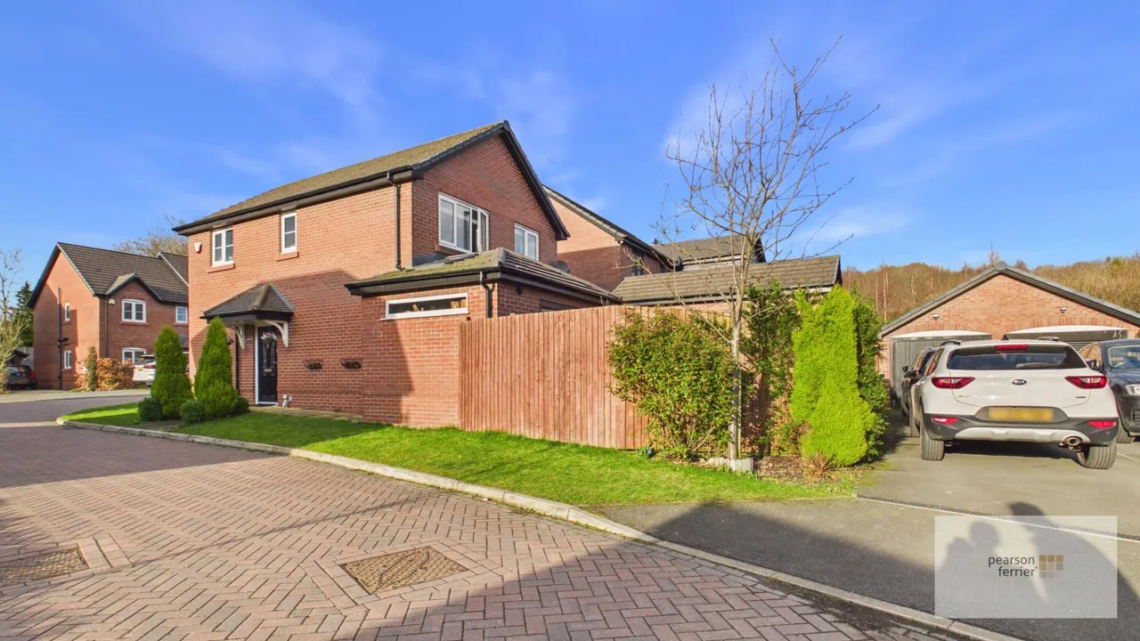 Lowes Road, Bury, BL9 6PJ, photo 5