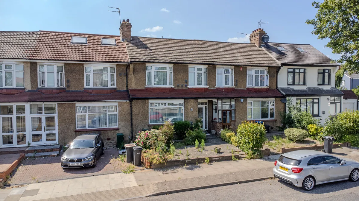 3 bed house for sale, London, N13