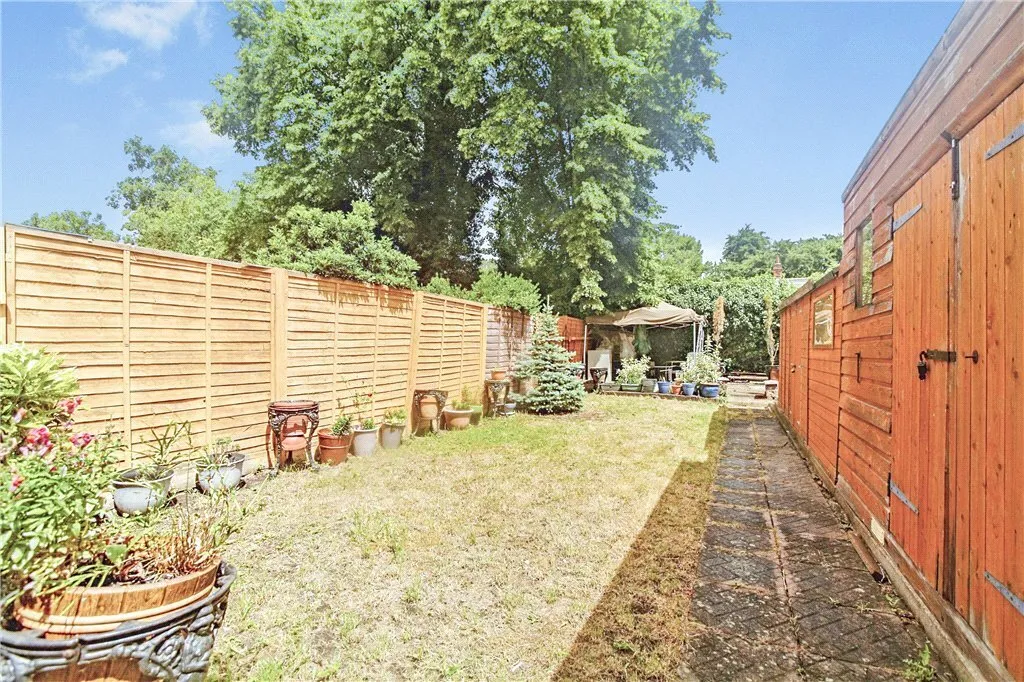 Norbury Crescent, London, SW16, photo 16