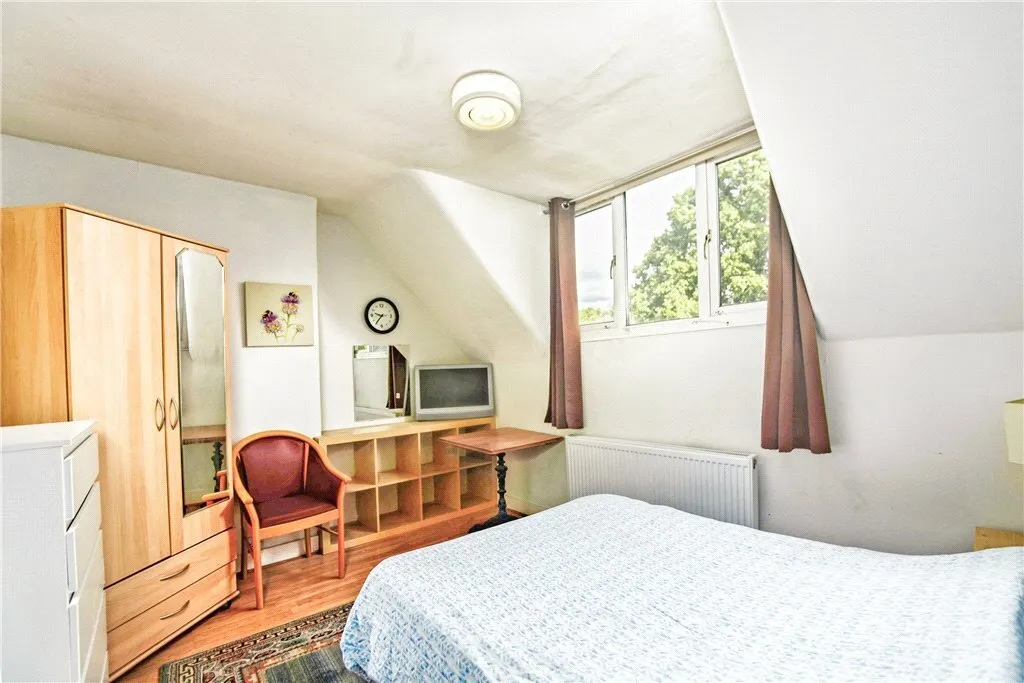Norbury Crescent, London, SW16, photo 10