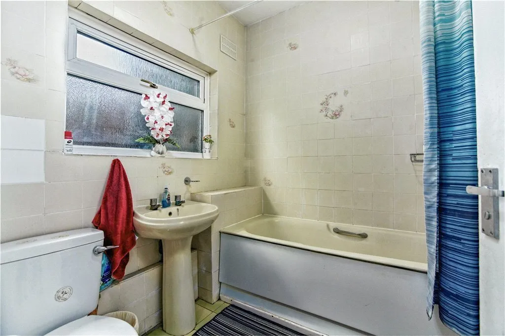 Norbury Crescent, London, SW16, photo 14