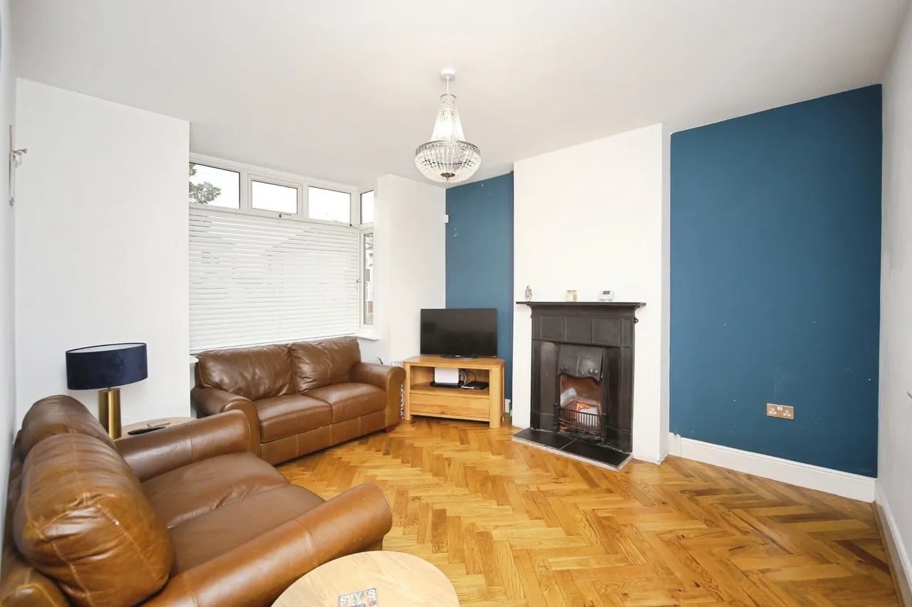 Neville Avenue, Kidderminster, DY11, photo 6