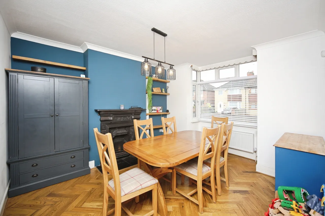 Neville Avenue, Kidderminster, DY11, photo 8
