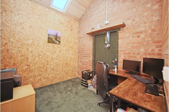 Neville Avenue, Kidderminster, DY11, photo 18