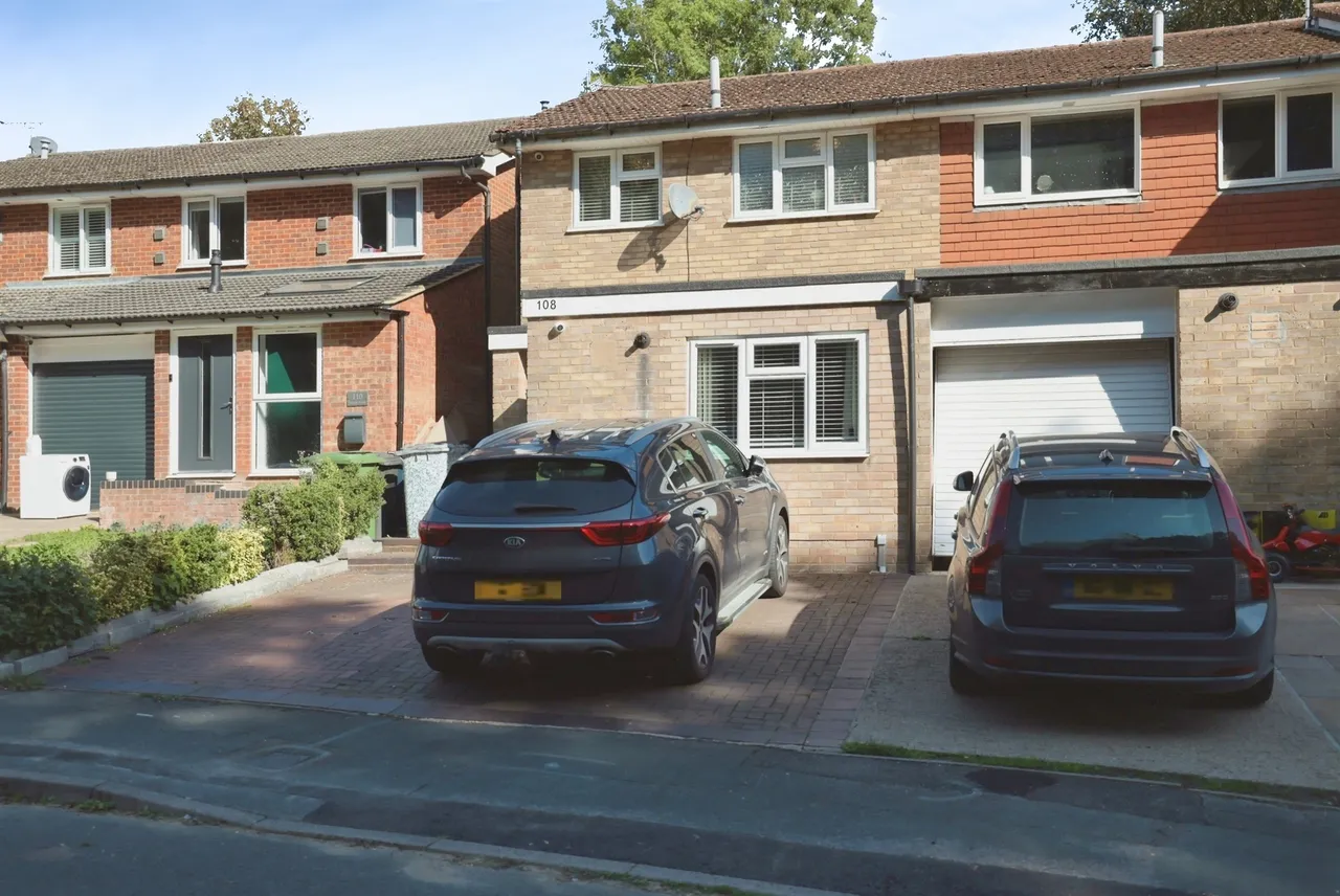 3 bed house for sale, Slade Road, Stokenchurch, HP14