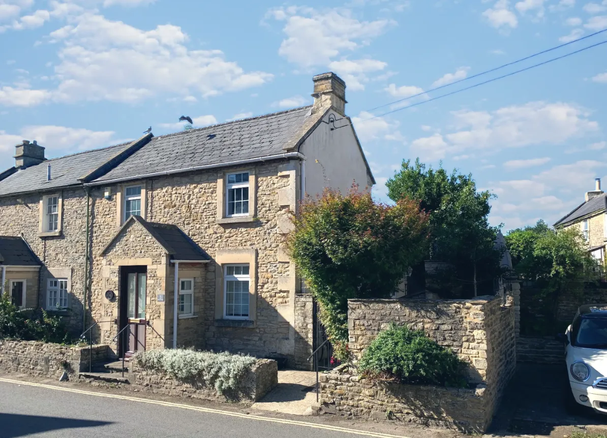 2 bed house for sale, Silver Street, Chippenham