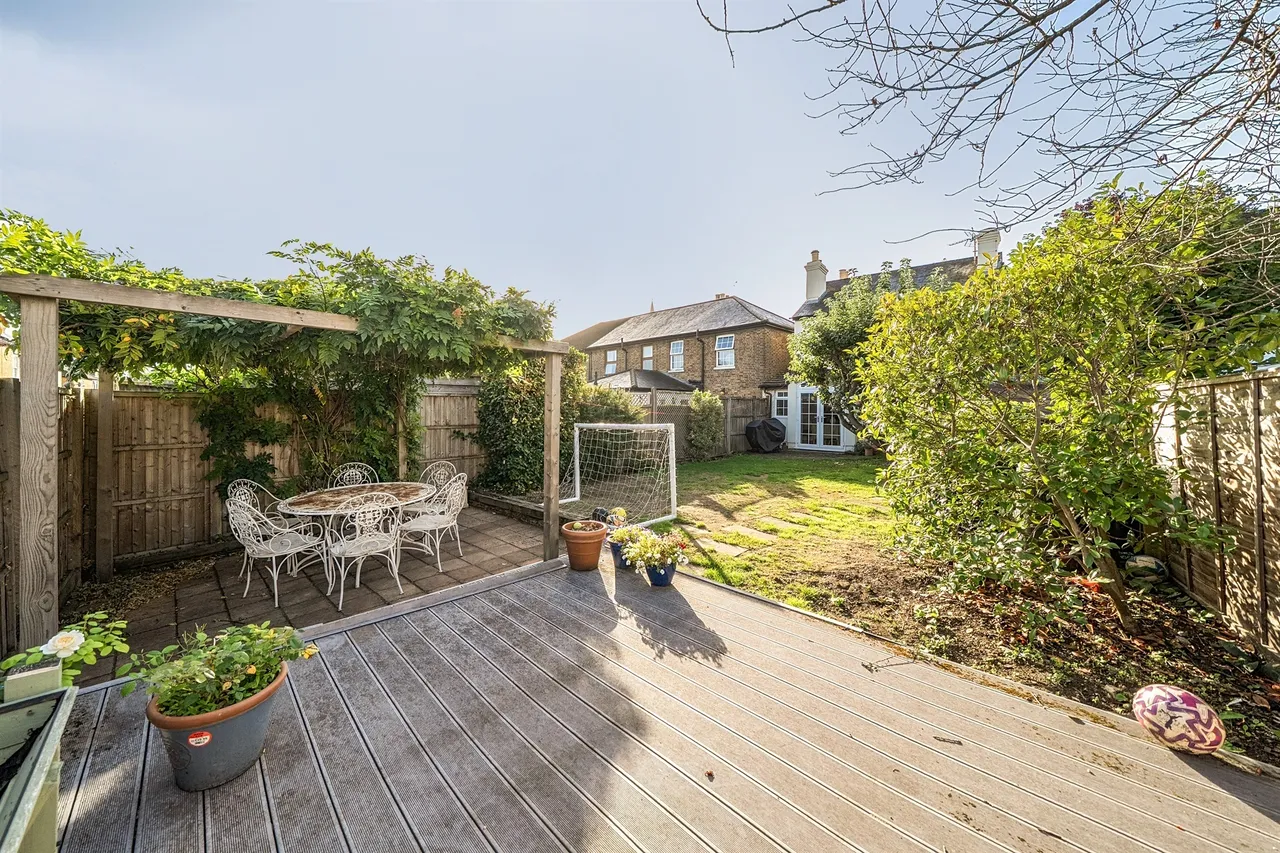 Vicarage Road, Maidenhead, SL6, photo 13