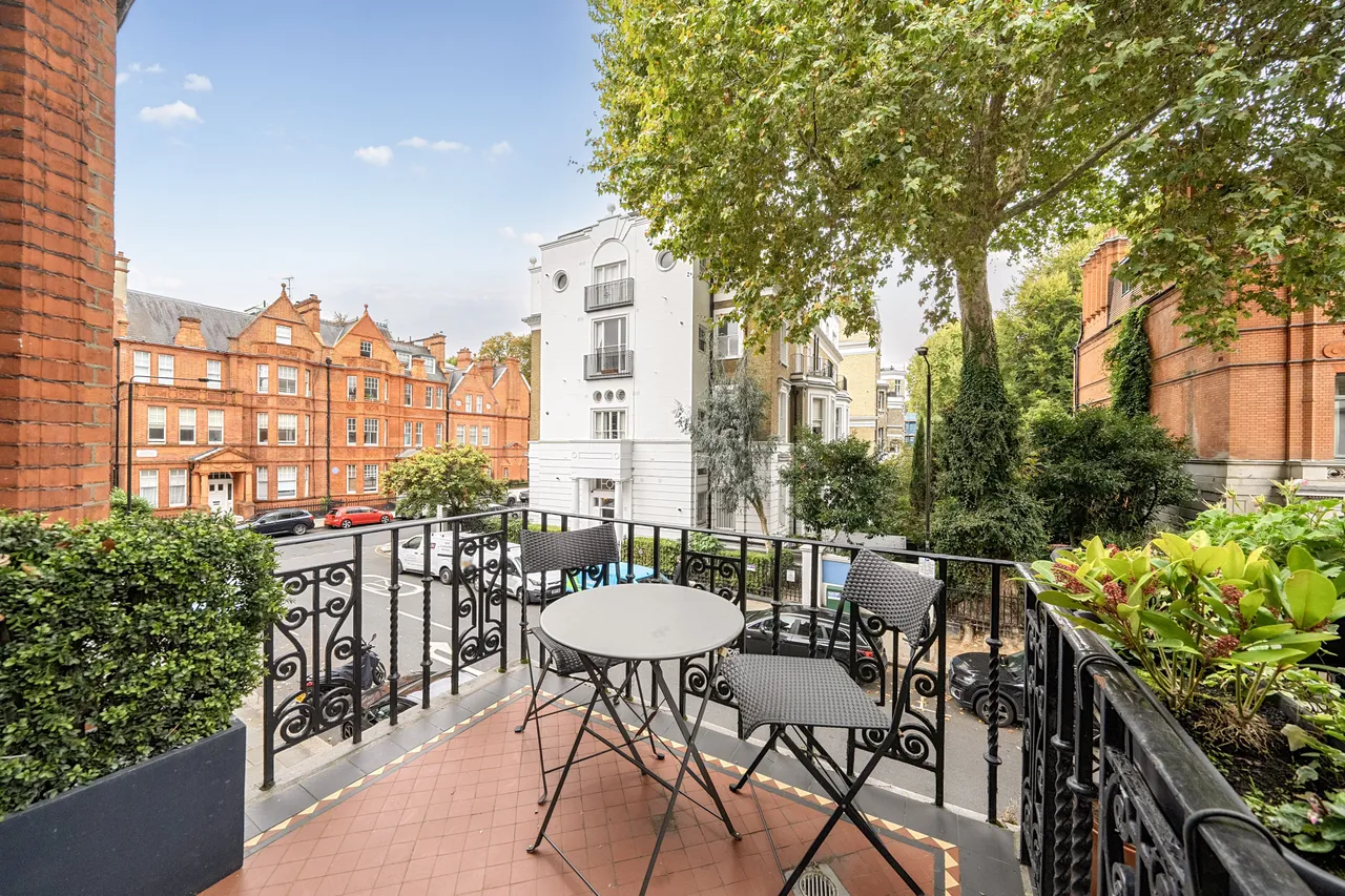 38B Ashburn Place, London, photo 9