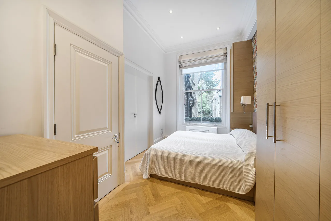 38B Ashburn Place, London, photo 11