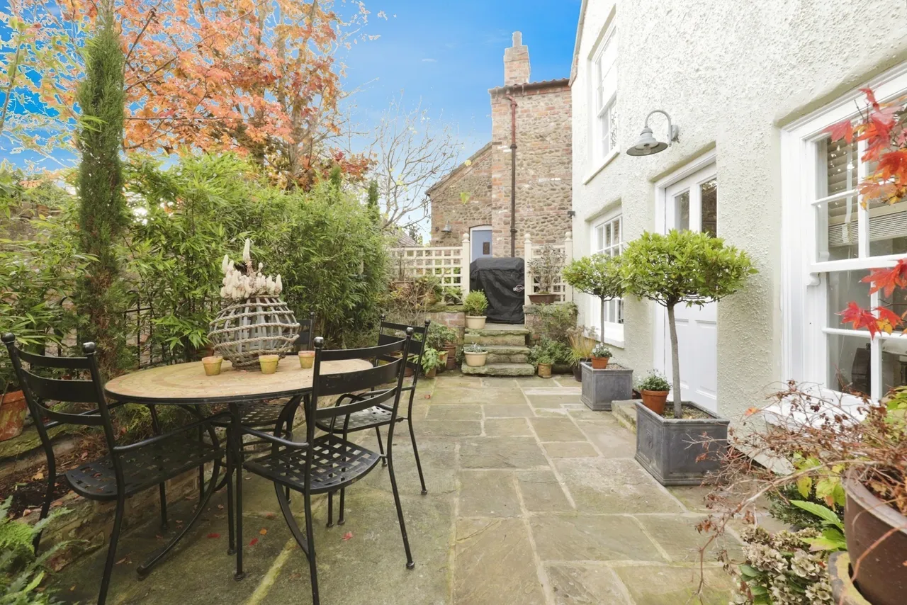 High Street, Whixley, York, North Yorkshire, YO26, photo 4