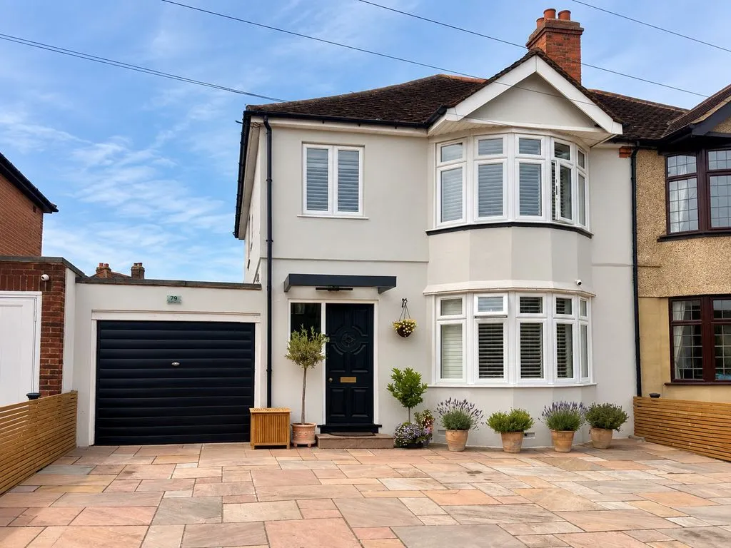 3 bed property for sale, Montbelle Road, New Eltham, SE9
