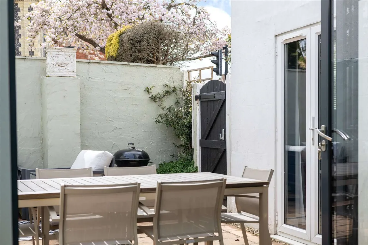 Mount Pleasant Road, Saffron Walden, Essex, CB11 3EA, photo 5