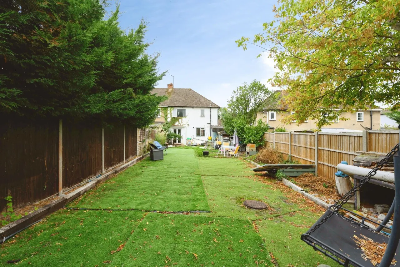 The Greenway, Epsom, KT18, photo 16