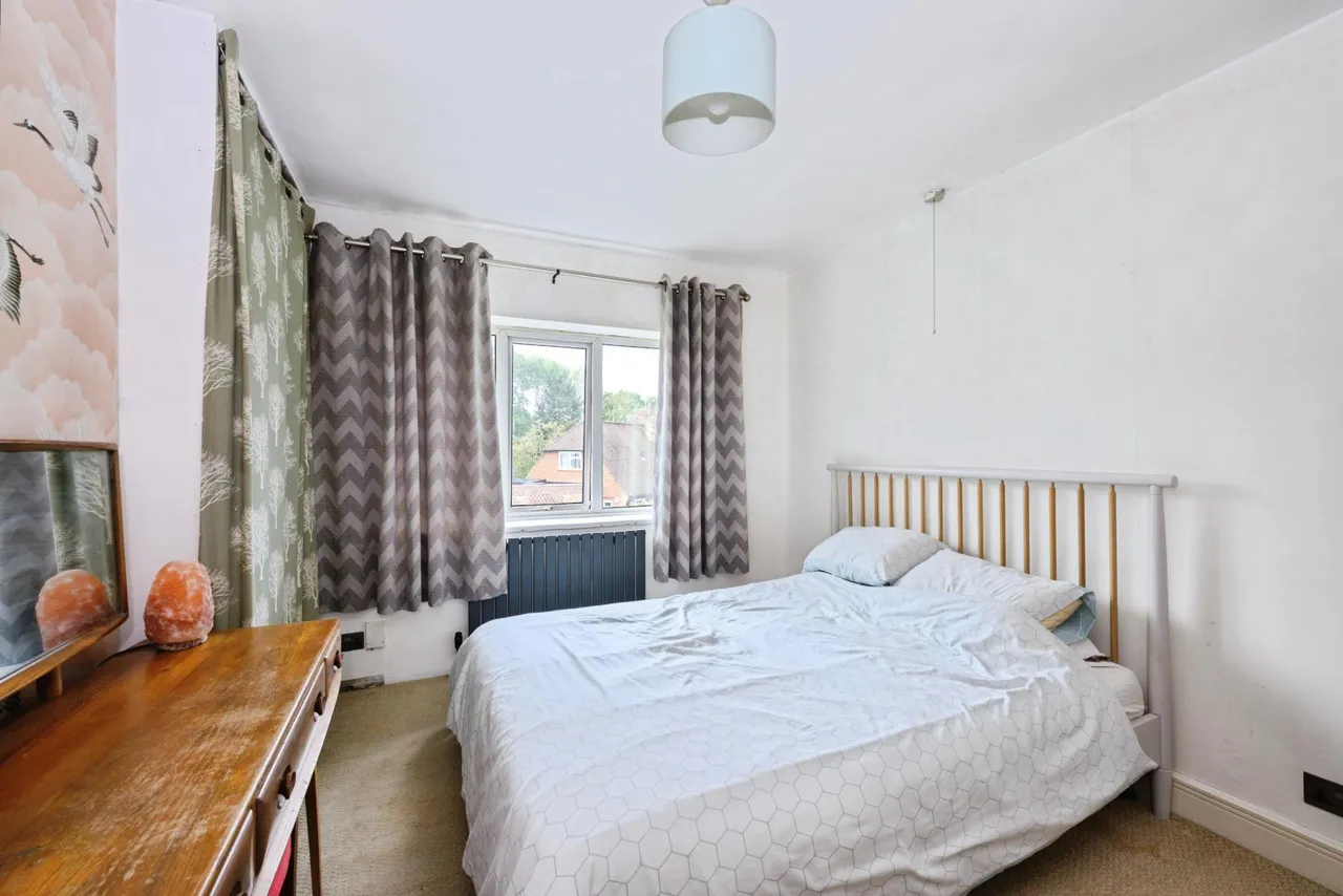 The Greenway, Epsom, KT18, photo 10