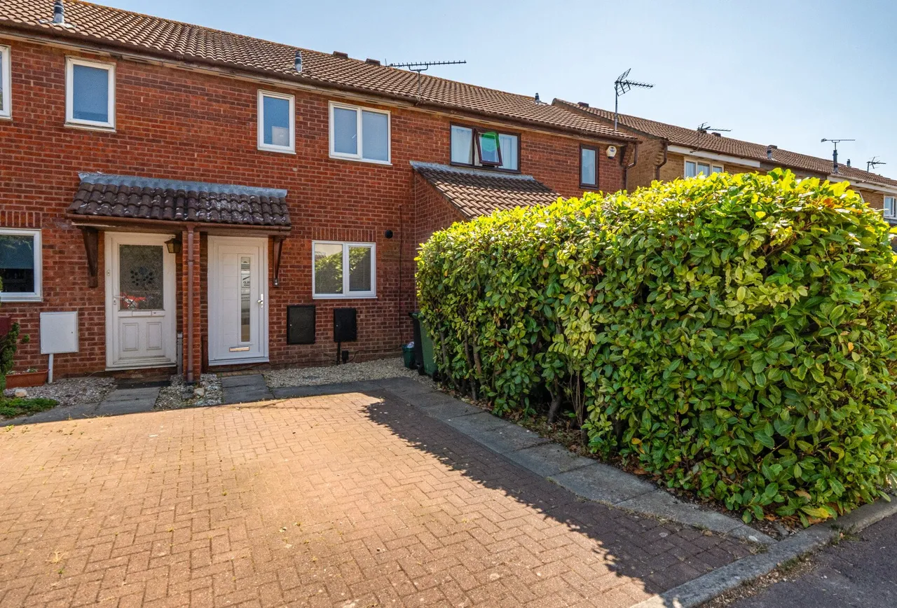 Longs Drive, Gloucestershire, Yate, BS37 5XN, photo 12