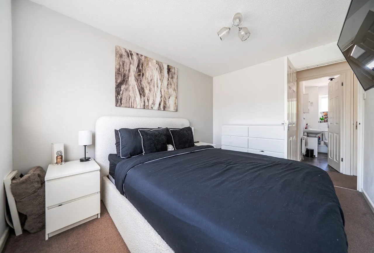 Longs Drive, Gloucestershire, Yate, BS37 5XN, photo 13