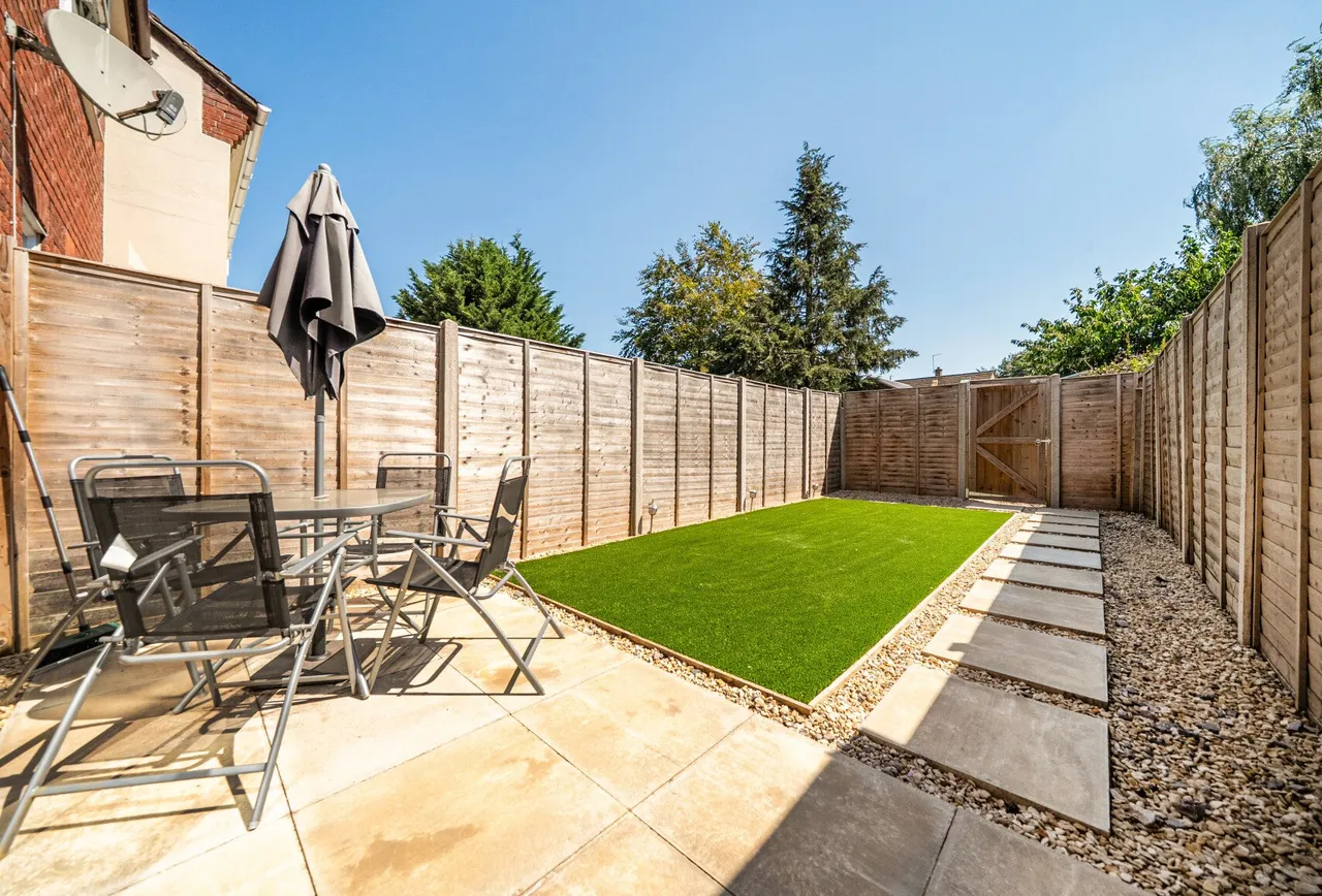 Longs Drive, Gloucestershire, Yate, BS37 5XN, photo 4