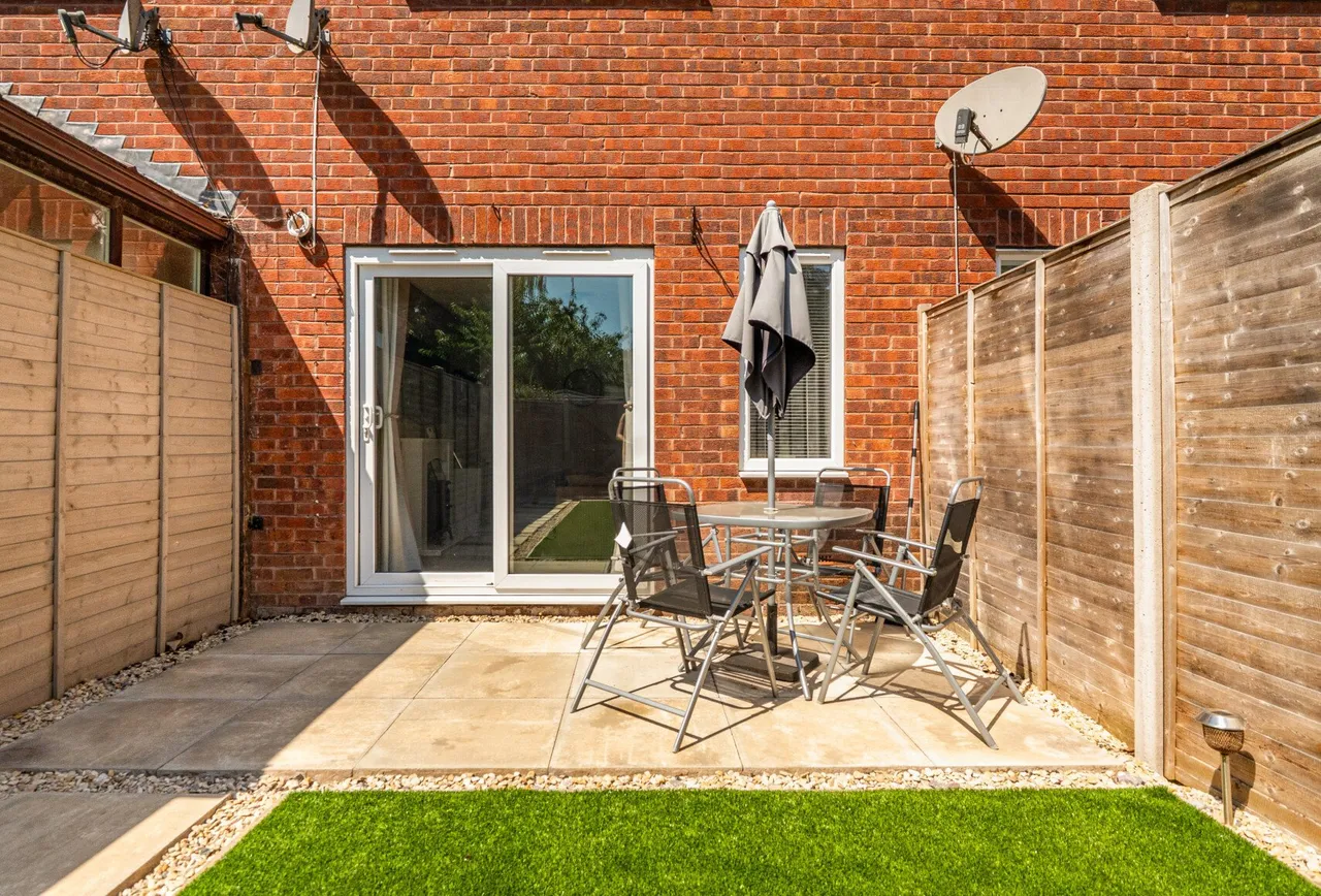 Longs Drive, Gloucestershire, Yate, BS37 5XN, photo 9