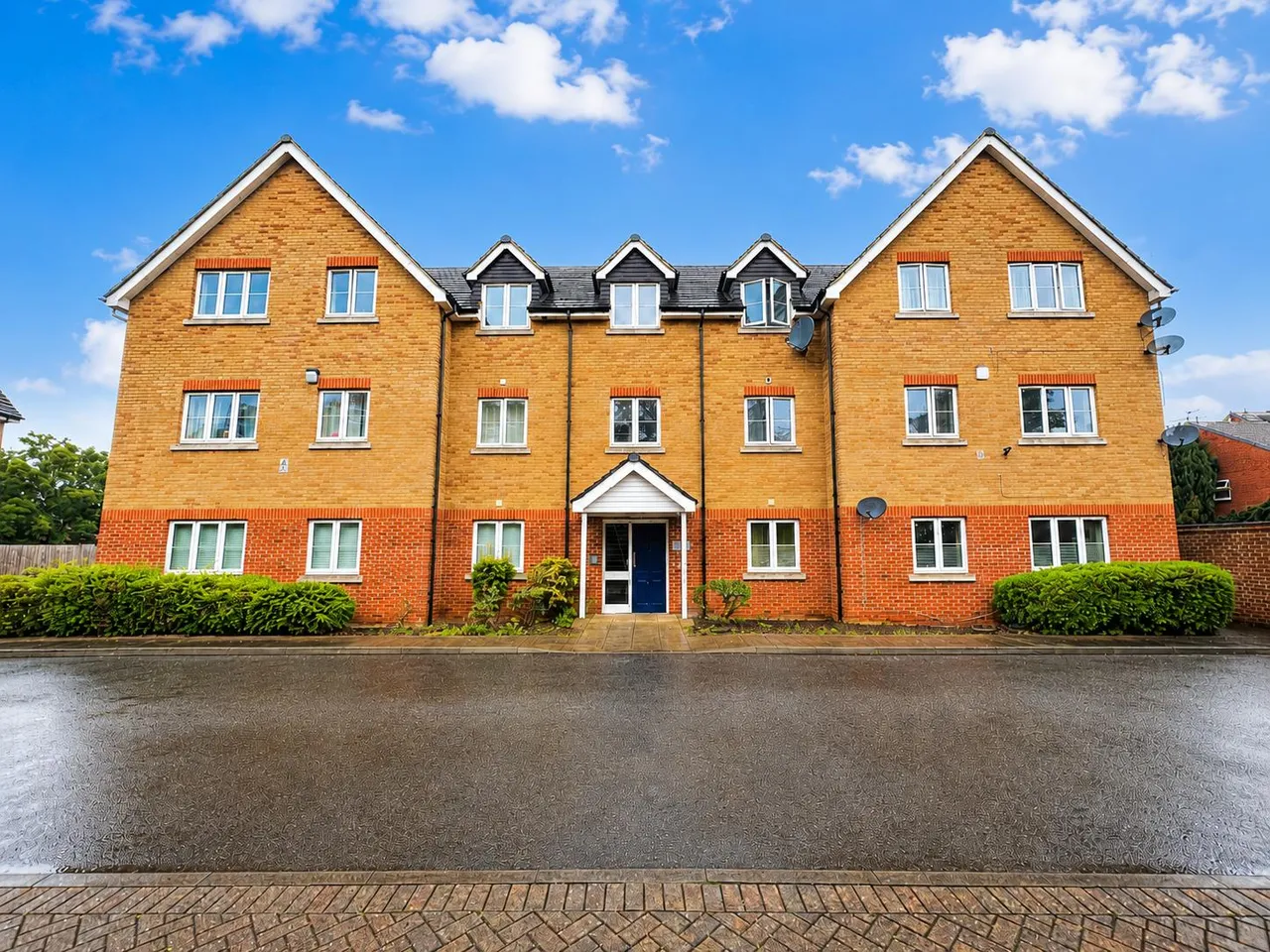 Harvey Road, Slough, SL3, photo 15
