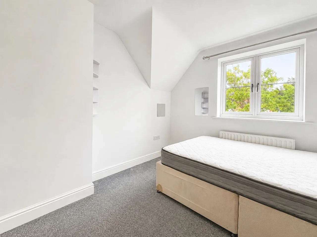 Harvey Road, Slough, SL3, photo 10