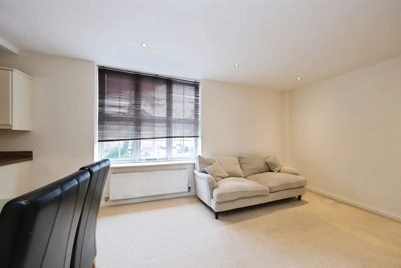 Egerton Road, Woodthorpe, Nottingham, photo 3