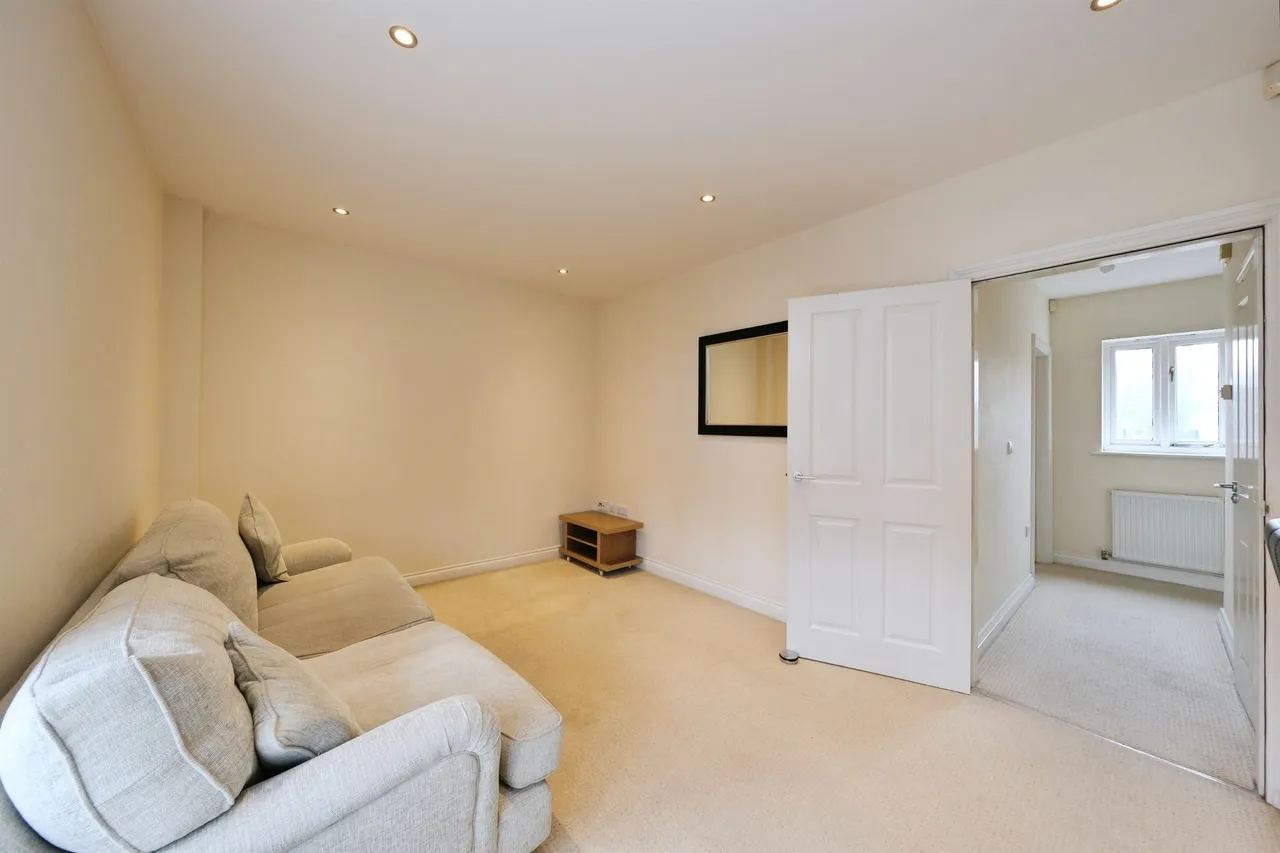 Egerton Road, Woodthorpe, Nottingham, photo 5