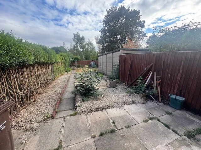Longmead Drive, Nottingham, photo 8