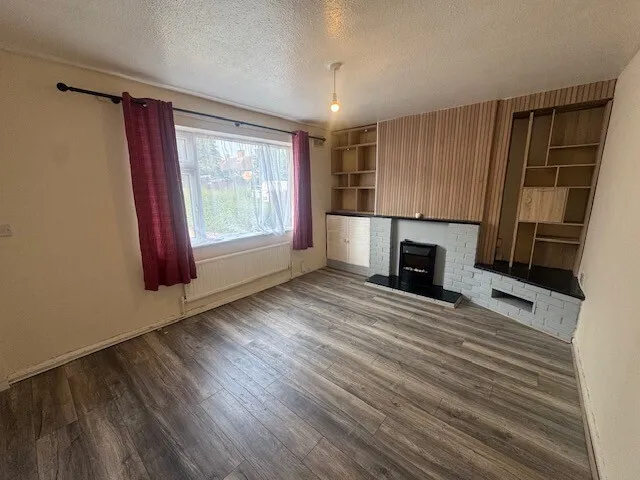 Longmead Drive, Nottingham, photo 2