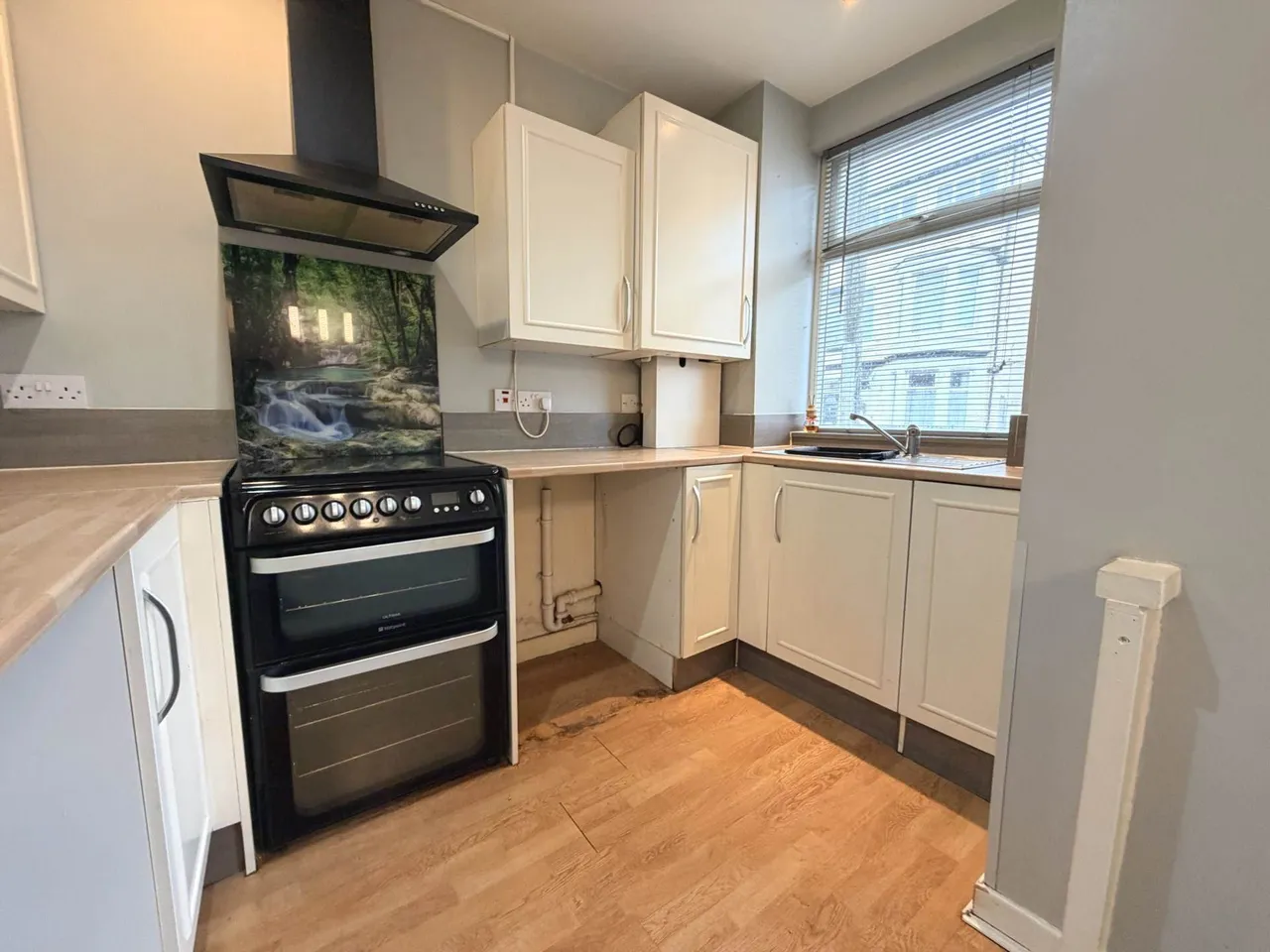 Alexandra Road, Blackpool, FY1 6HW, photo 4