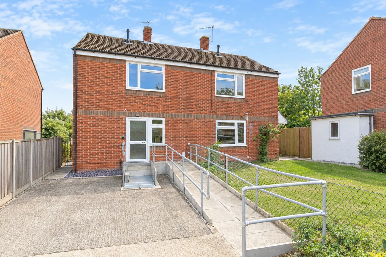 2 bed house for sale, The Rally, Arlesey, SG15