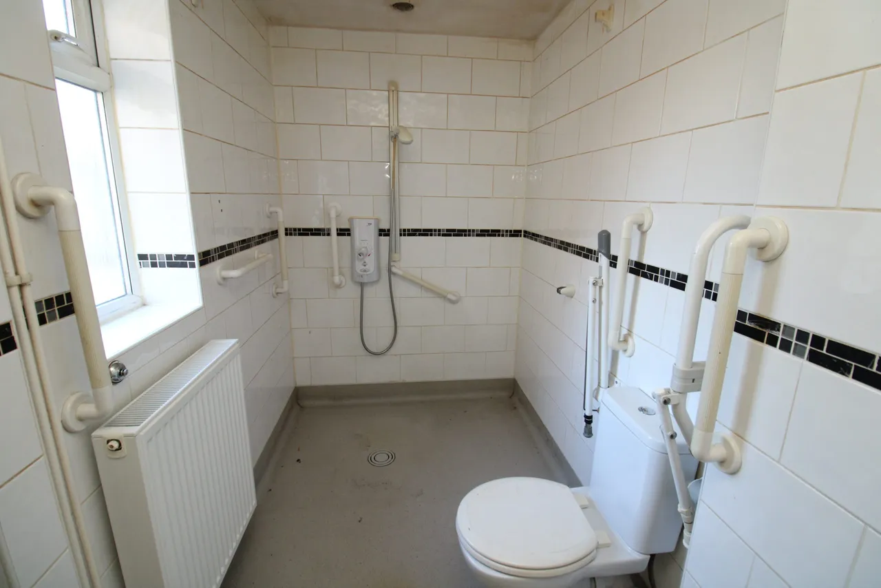 The Rally, Arlesey, SG15, photo 7