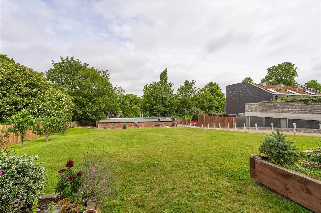 Knollys Road, Streatham, photo 6