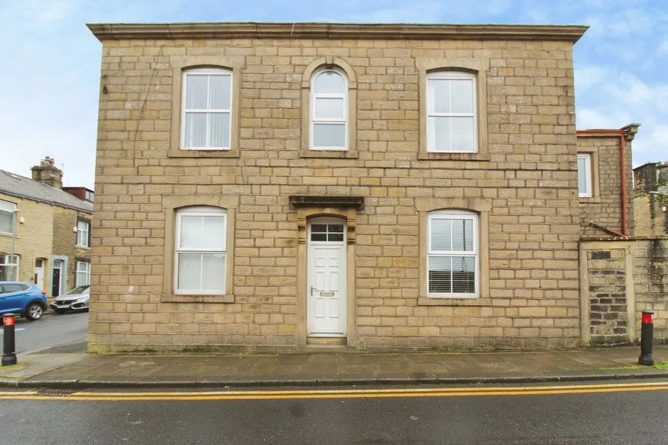 Lord Street, Colne, BB8, photo 4