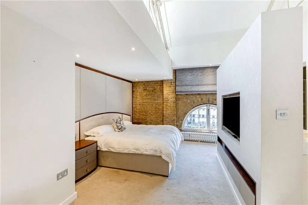 4 bedroom for sale in Ivory House, London, E1W, photo 52