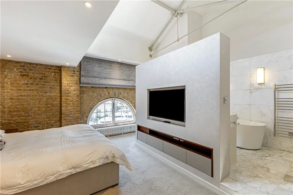 4 bedroom for sale in Ivory House, London, E1W, photo 6