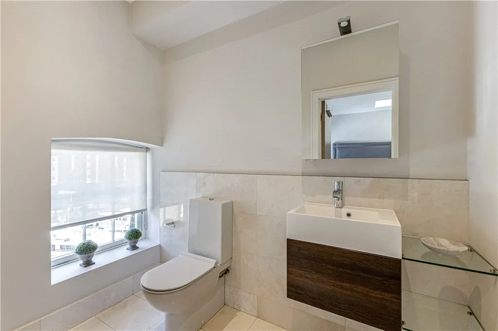 4 bedroom for sale in Ivory House, London, E1W, photo 25