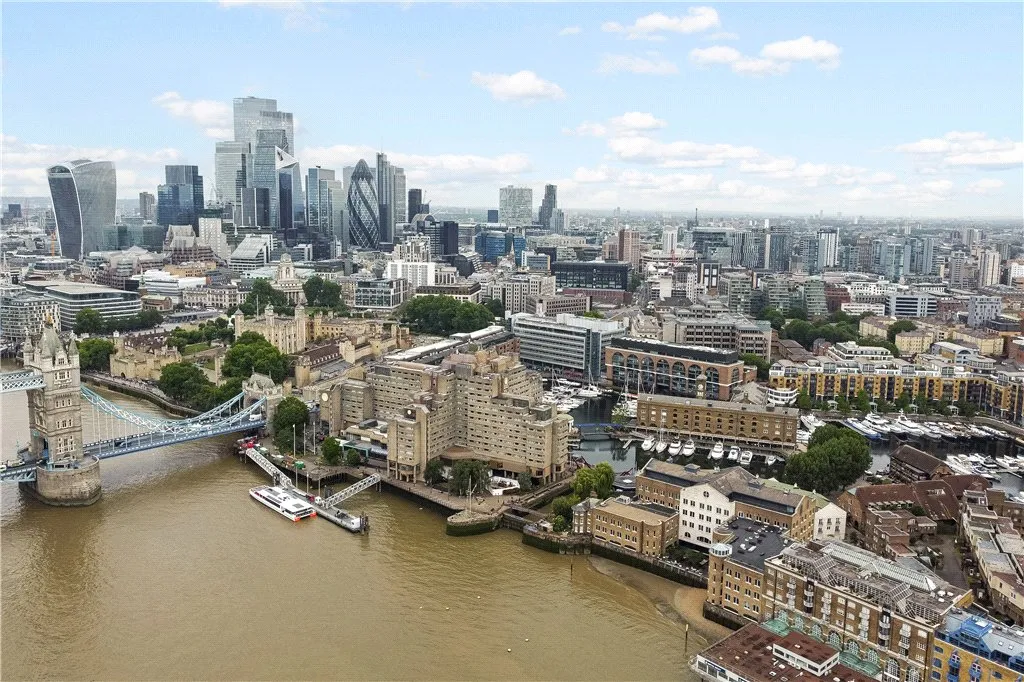 4 bedroom for sale in Ivory House, London, E1W, photo 63