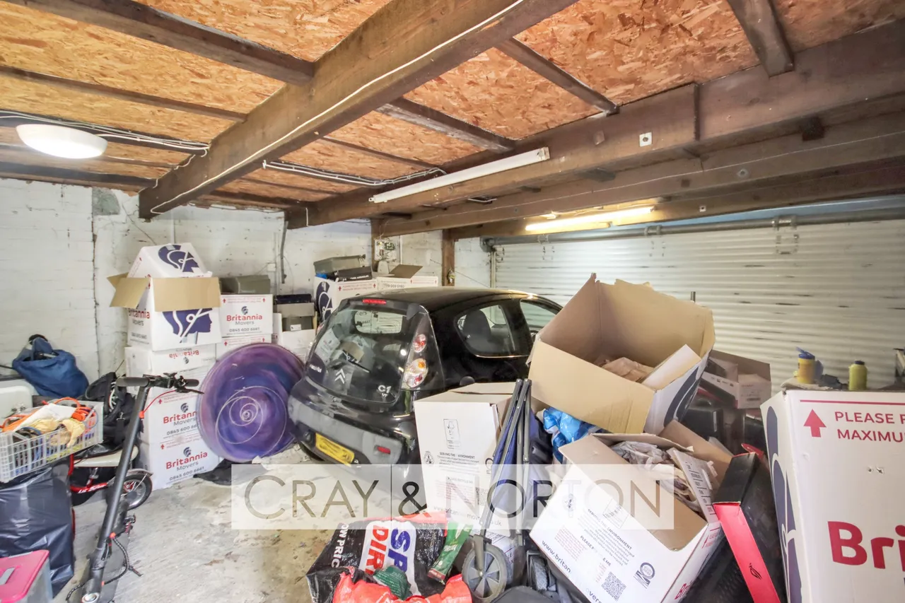 Addiscombe Road, East Croydon, CR0, photo 12
