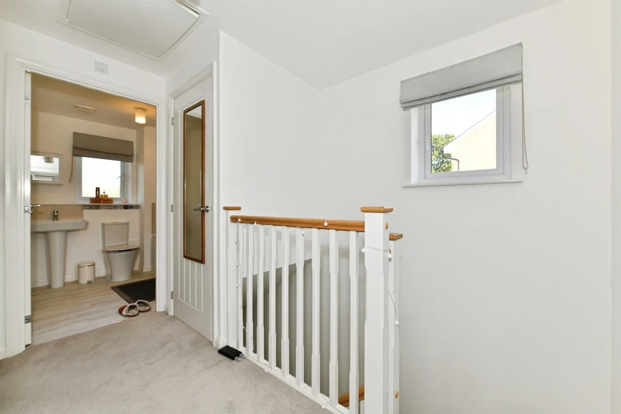 Biddle Combe Close, Wells, BA5, photo 9