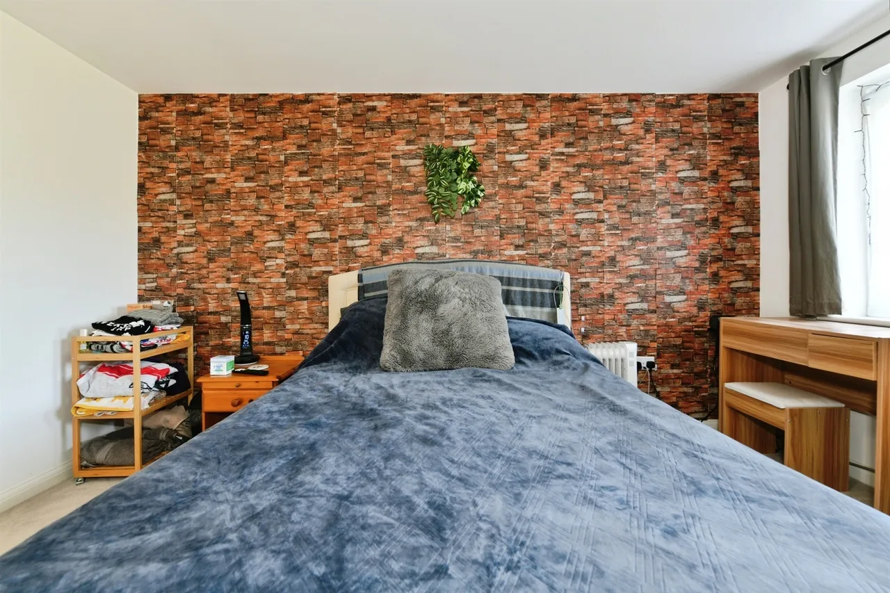 Biddle Combe Close, Wells, BA5, photo 6