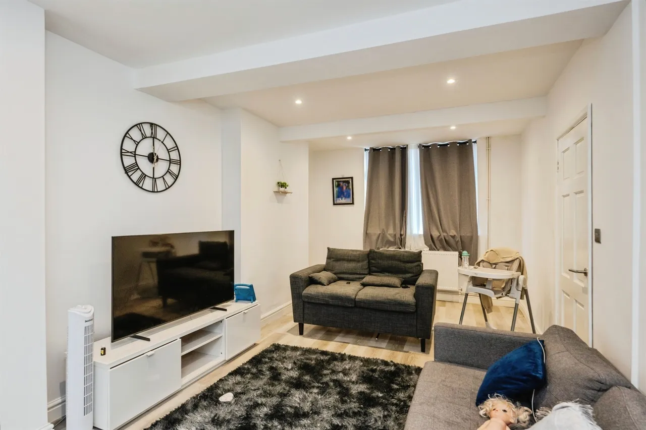 3 bed house for sale, Tymawr Street, Swansea, SA1