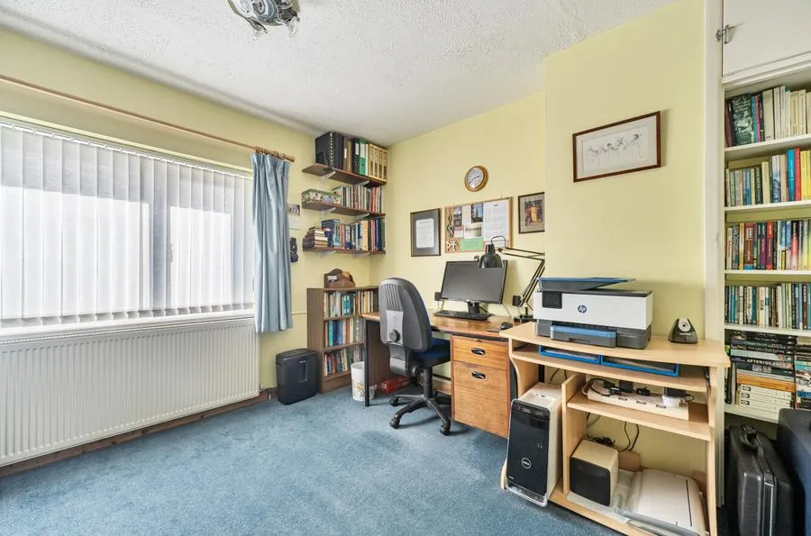 Antrim Road, Woodley, RG5, photo 8