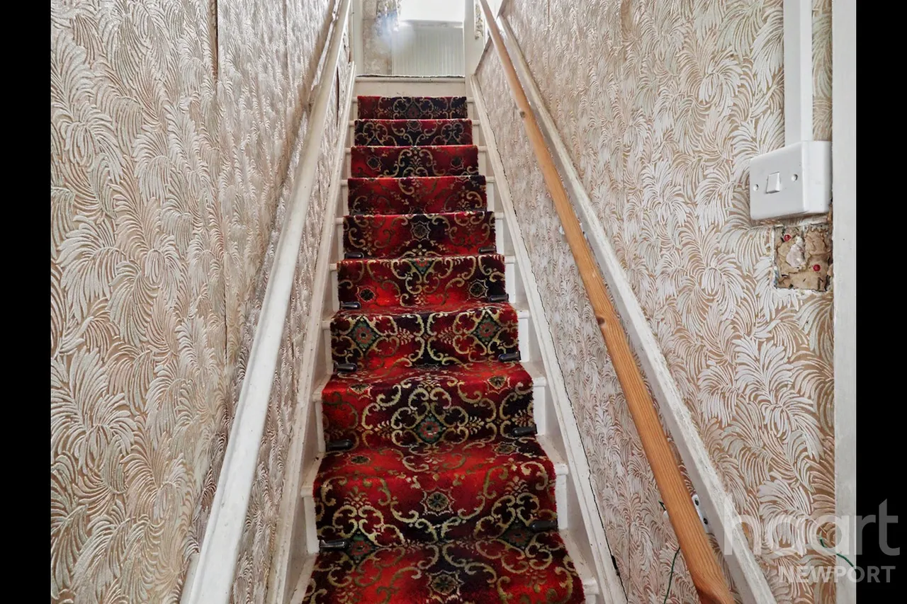 Rolls Avenue, Monmouth, NP25, photo 2